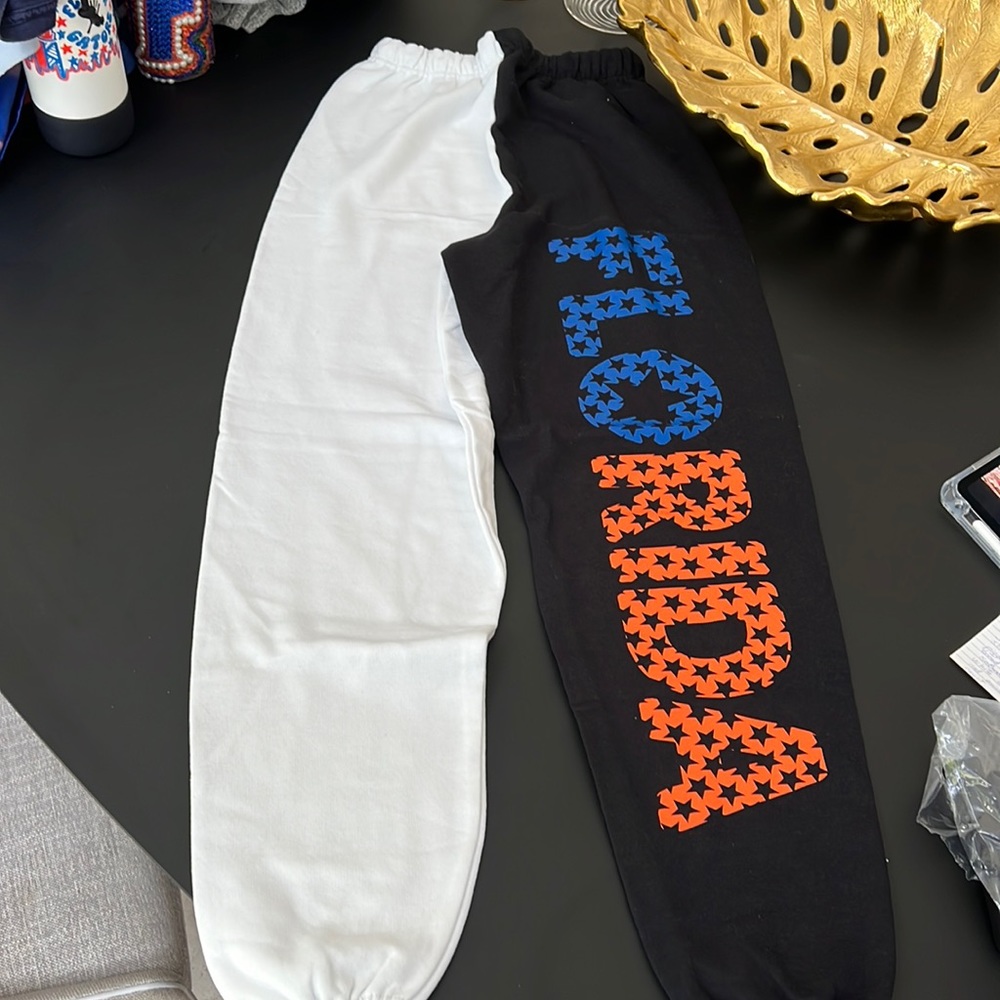 black and white university of florida sweatpants